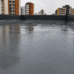 ¿Qué pasa si llueve sobre una pintura impermeabilizante recién aplicada?